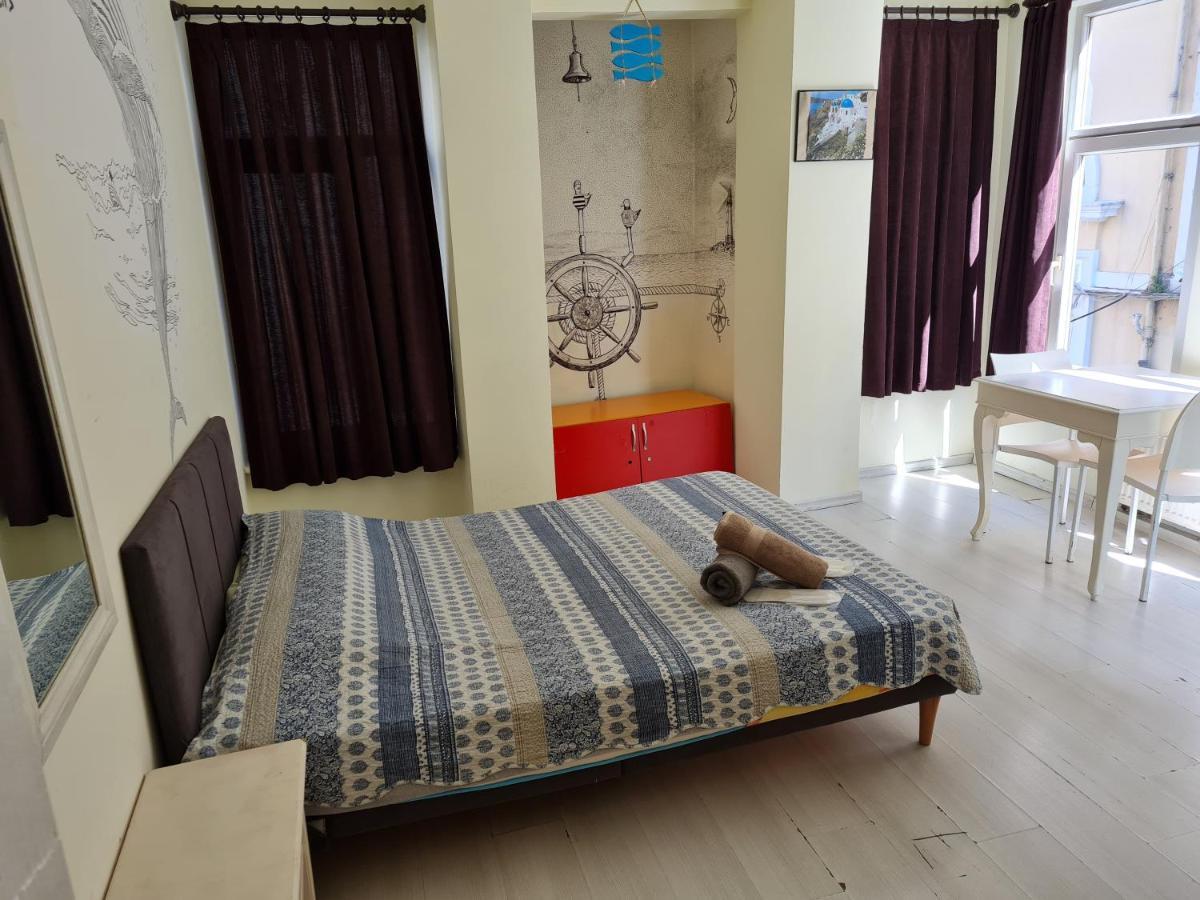 Taxim Hostel (Adults Only) Istambul Exterior foto